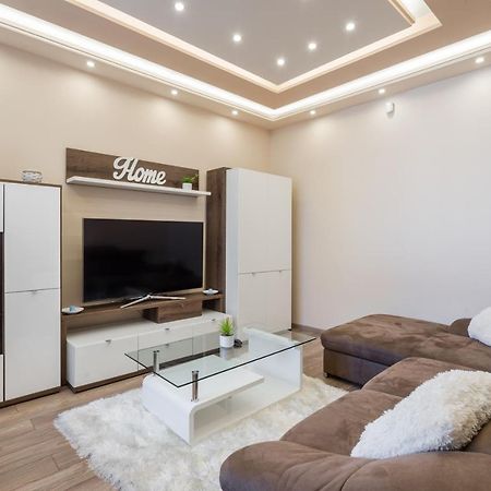 Bpr Pure Nature Designer Suite Budapest Exterior foto