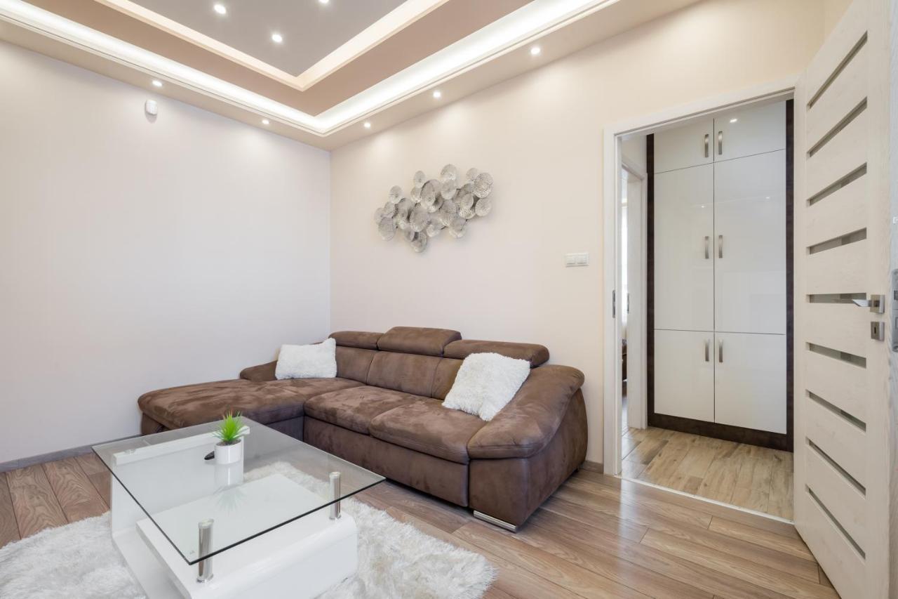 Bpr Pure Nature Designer Suite Budapest Exterior foto