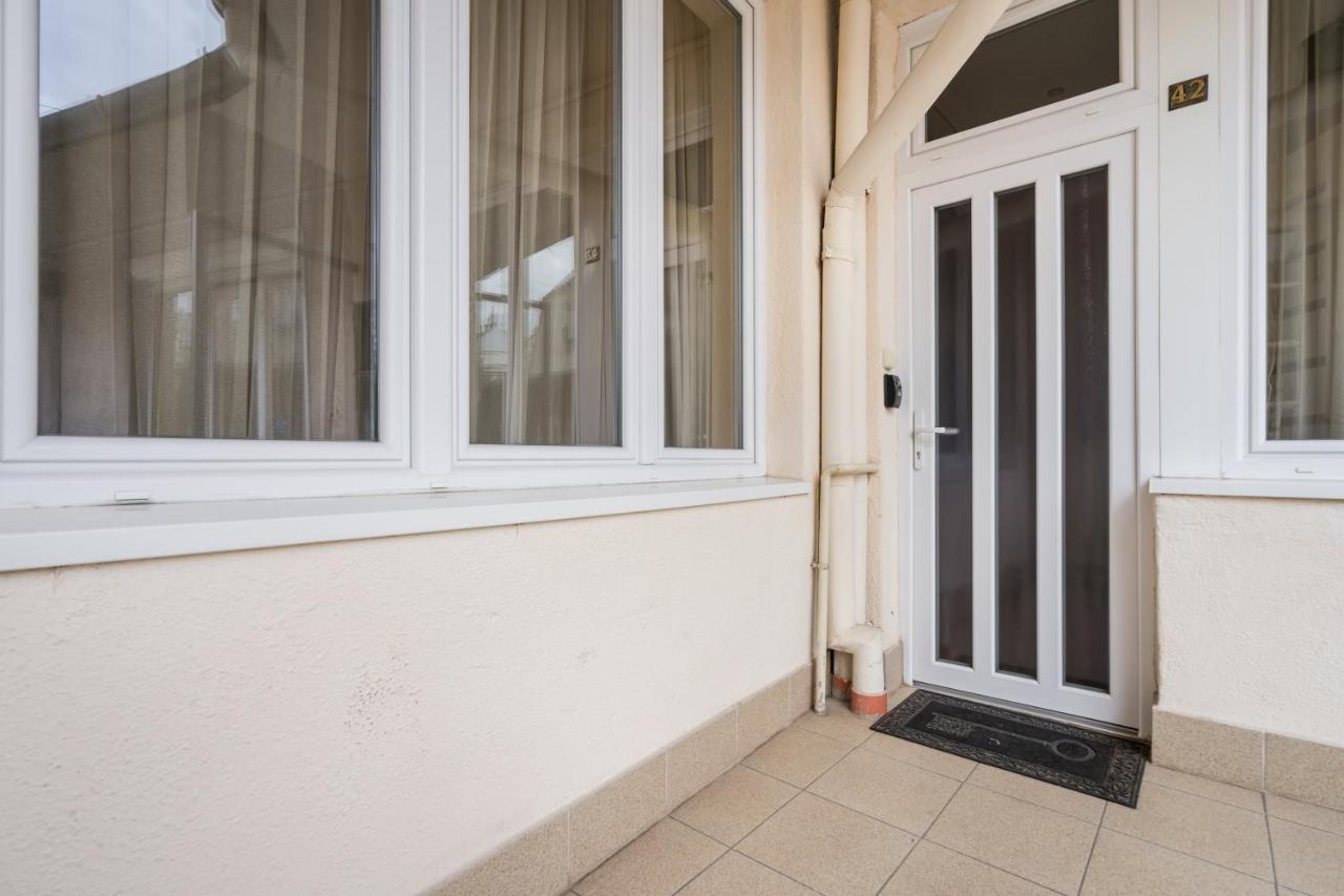 Bpr Pure Nature Designer Suite Budapest Exterior foto